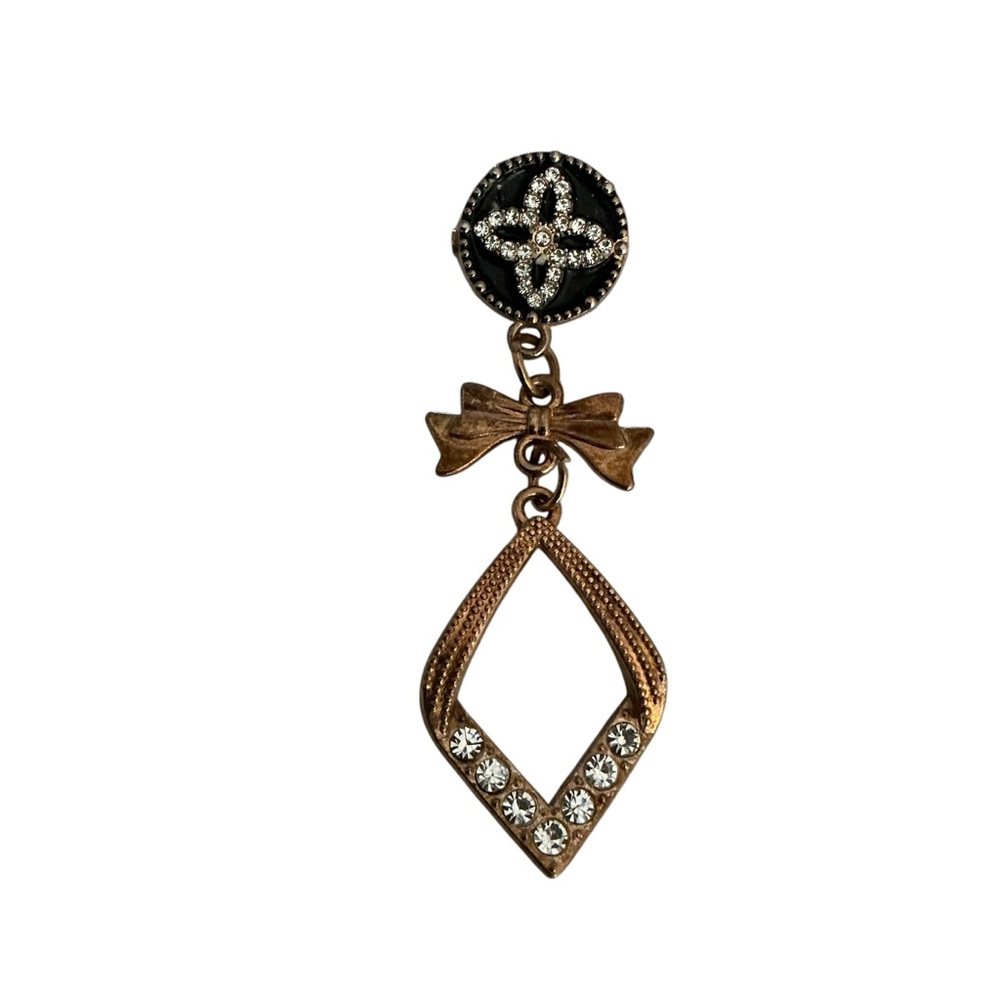 Antique pin brooch gold tone black clover snapped and bow accent